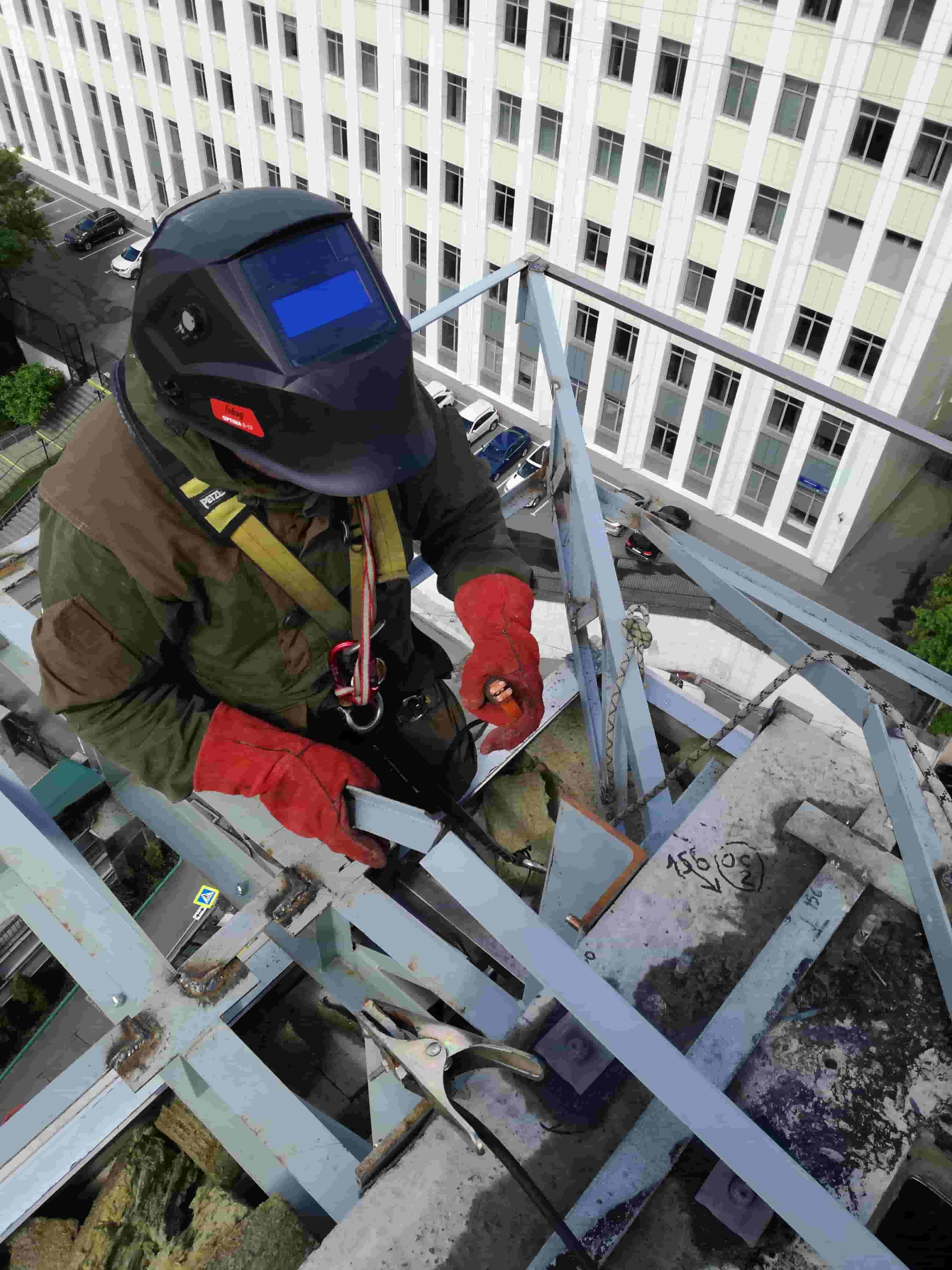 Монтаж металлоконструкций)