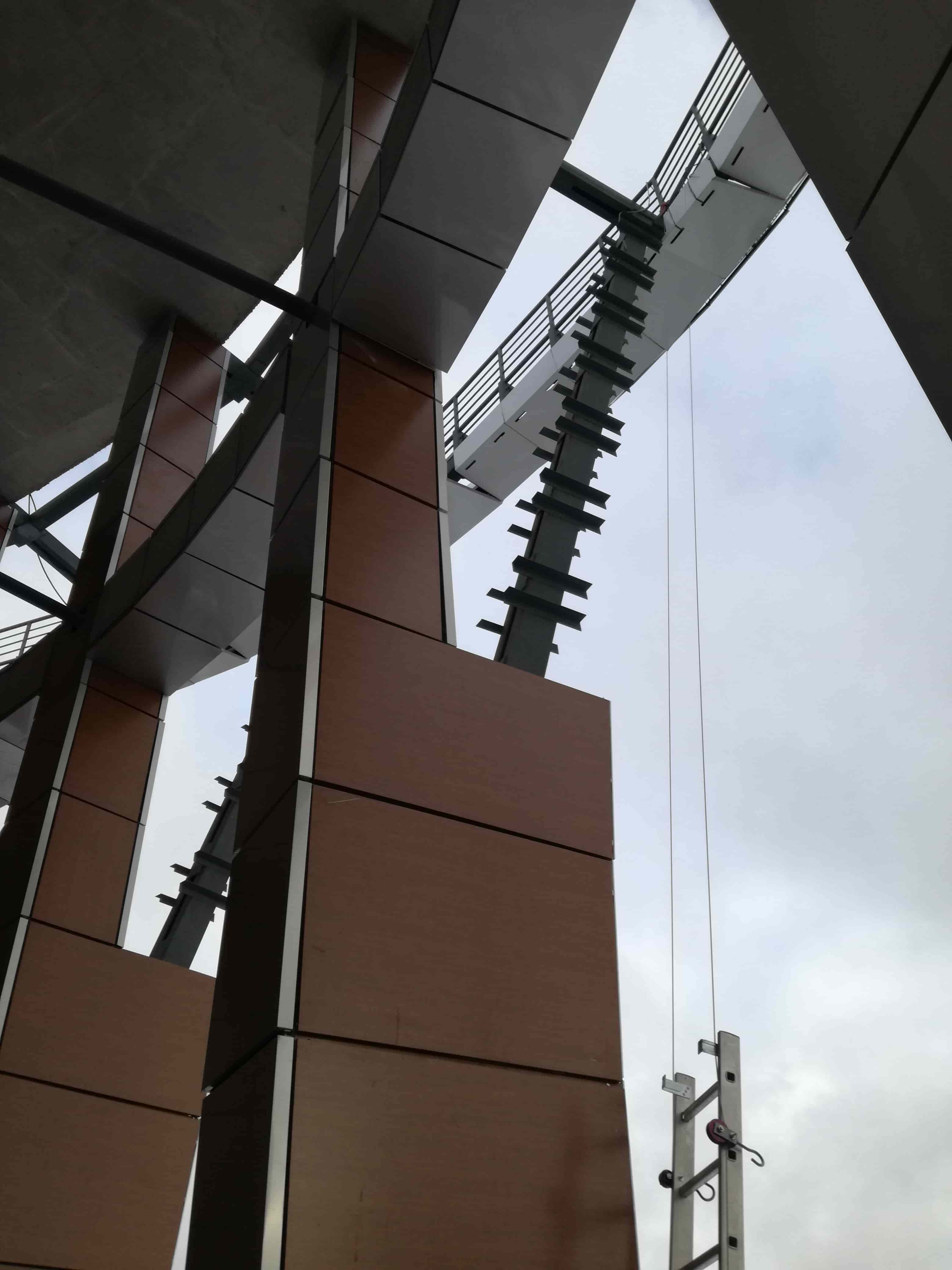 Монтаж сборных (рекламных) конструкций)